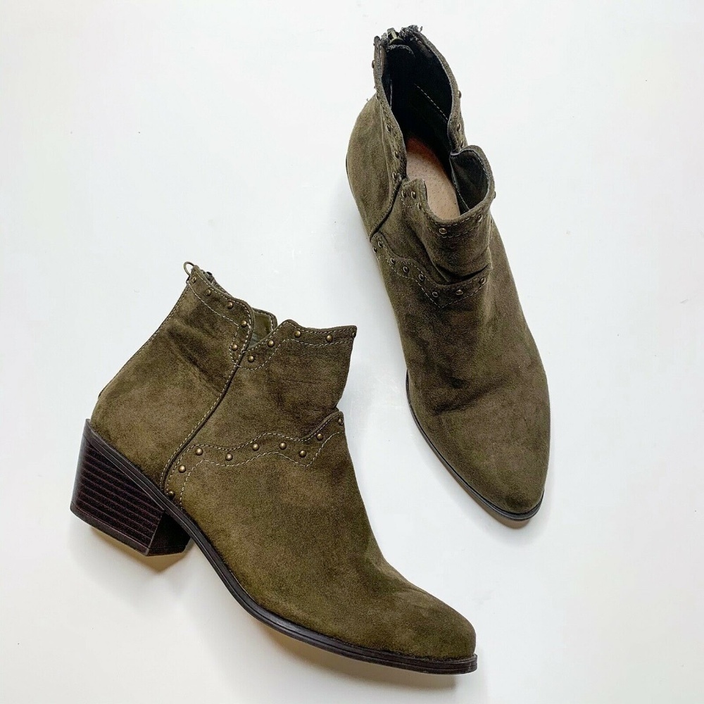 JUSTFAB Shoes Women 7.5 Olive Green LENNOX Bootie Faux Suede Stud Accents